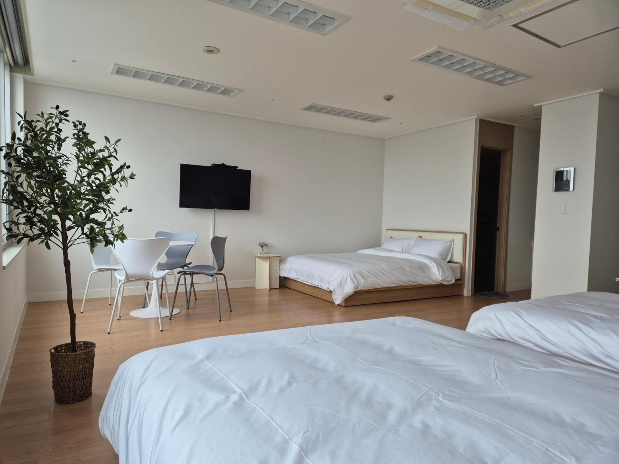 "Grand Opened" Maxtyle Guesthouse Dongdaemun Seoel Buitenkant foto